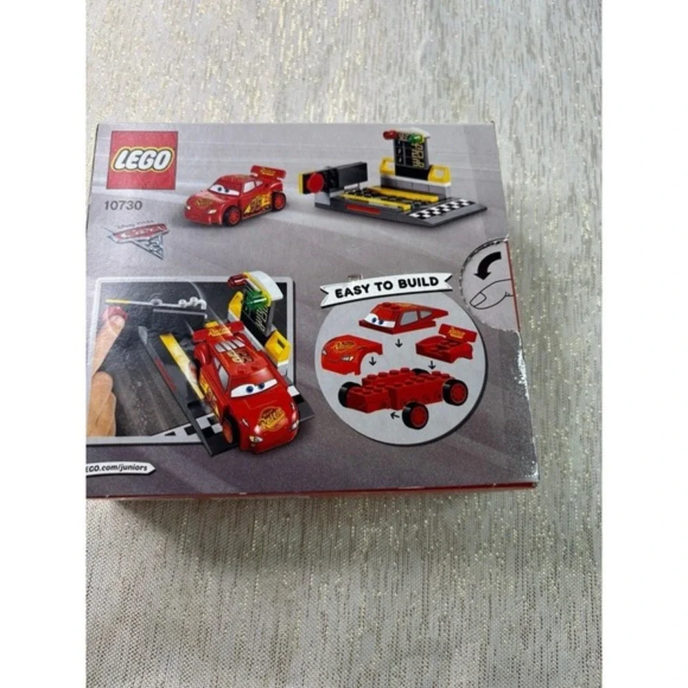 LEGO Juniors Lightning McQueen Speed‎ Launcher set (10730)